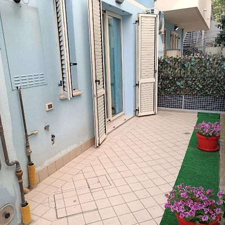 Residence Blu Marine リミニ エクステリア 写真