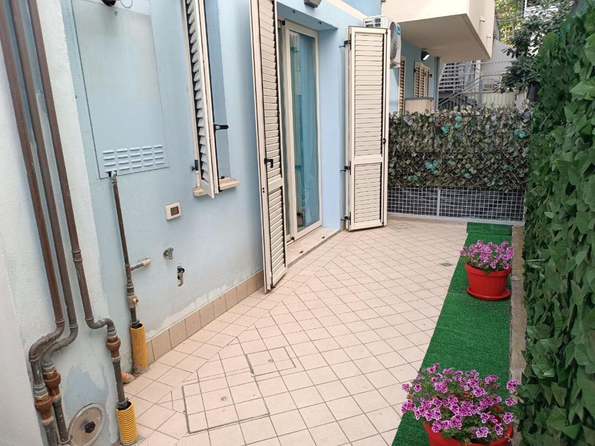 Residence Blu Marine リミニ エクステリア 写真